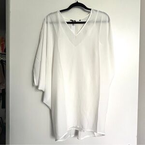 Elegant White V-Neck Women's Top w/ Separate Liner Small